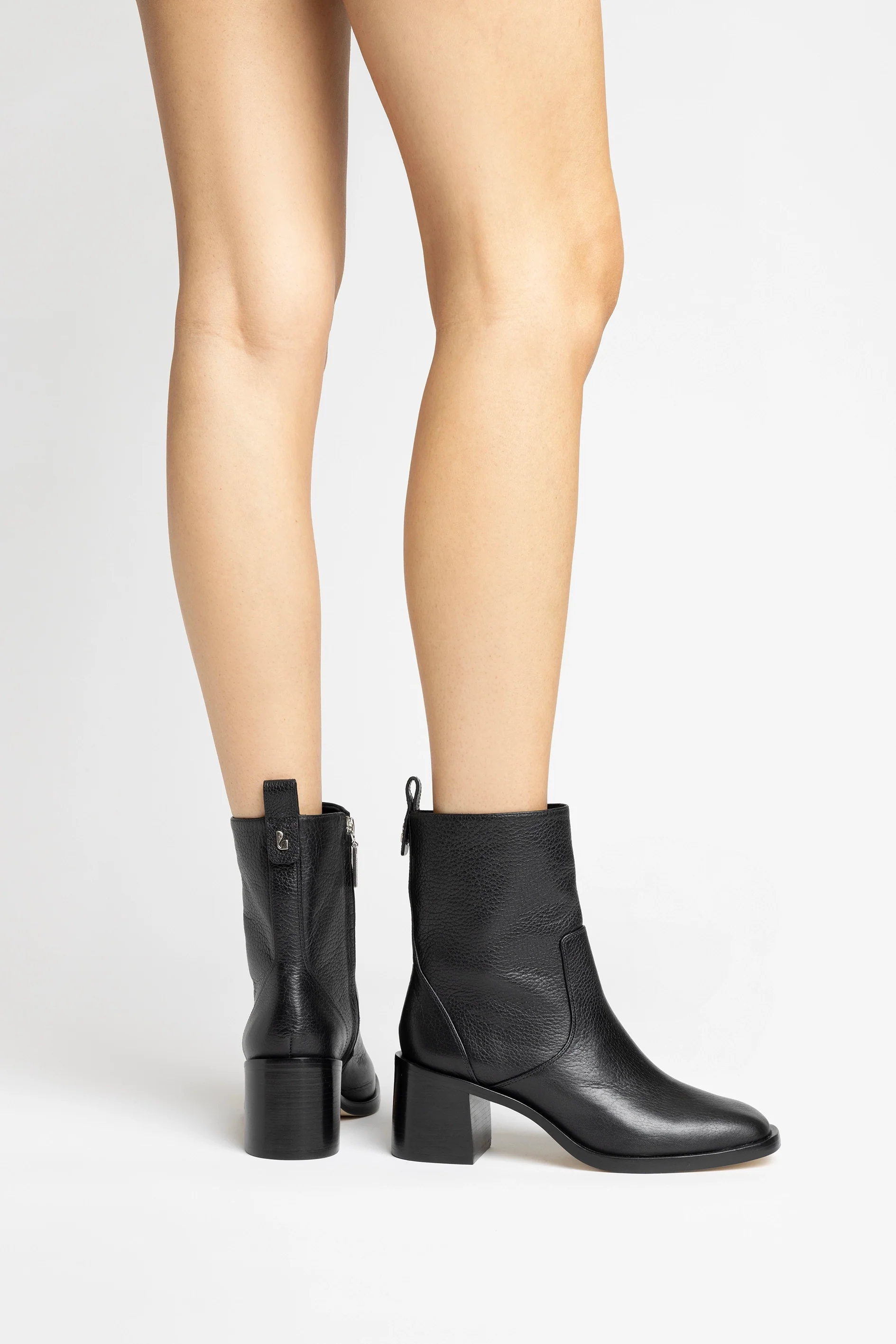Bota Ricky Mini Couro Preto - Image 2