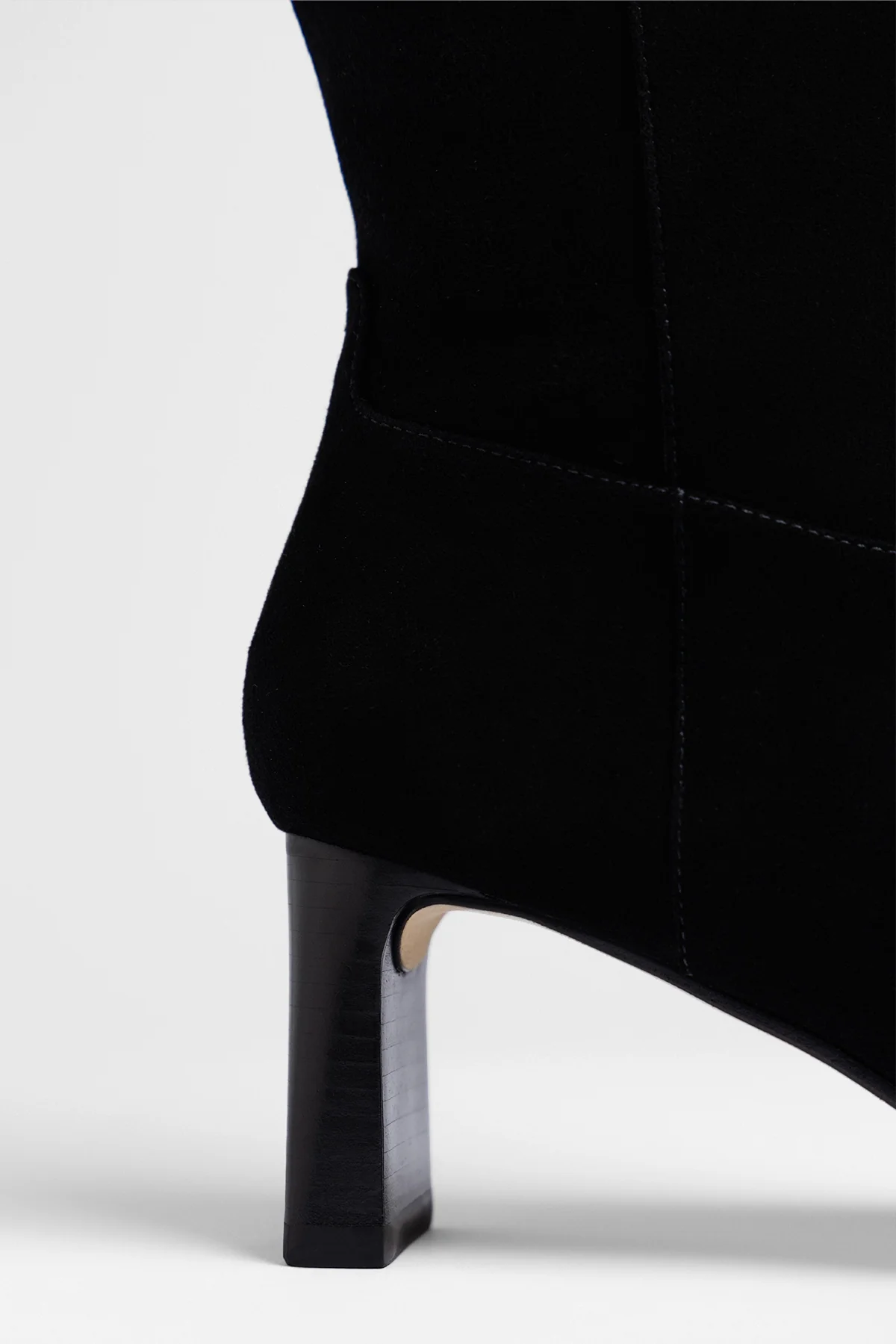 Bota Alexis Camurça Preto - Image 4