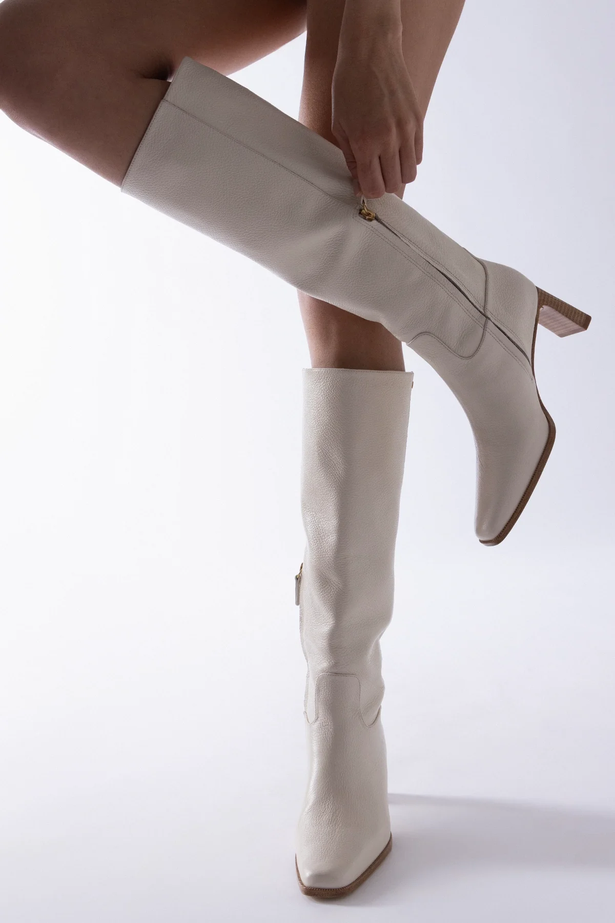 Bota Alexis Couro Off White - Image 2