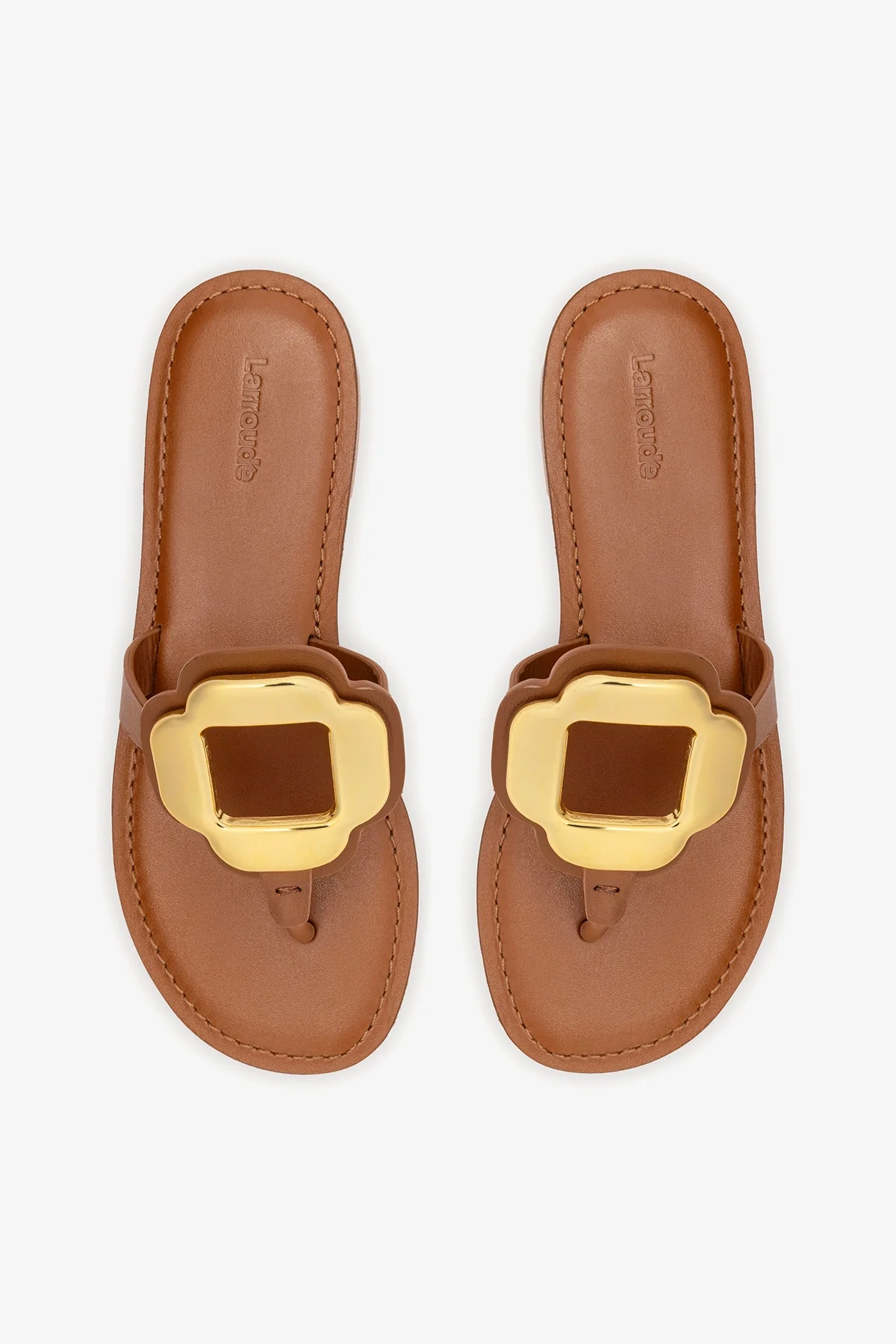 Sandália Flat Margherita Couro Off White e Metal Dourado - Image 7