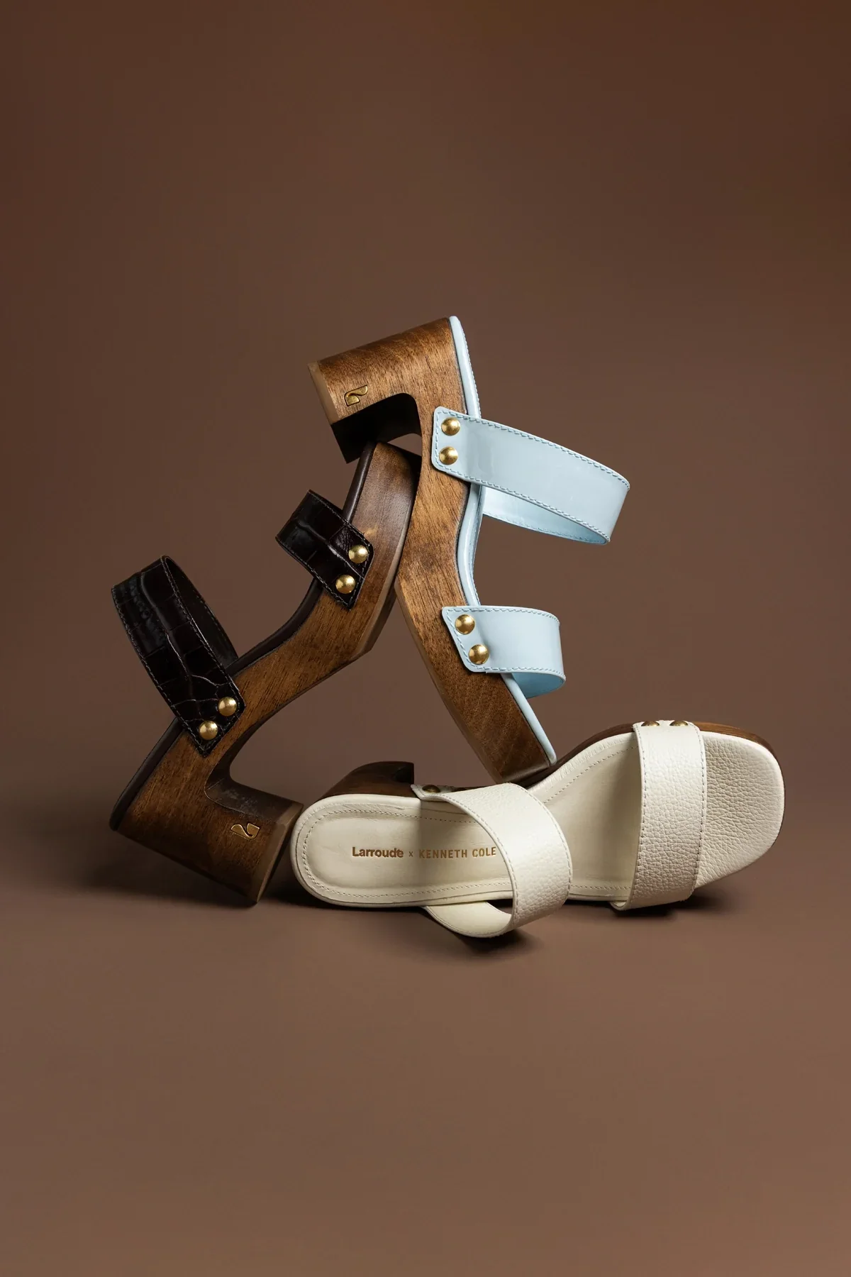 Larroudé x Kenneth Cole: Mule Couro Croco Marrom - Image 2