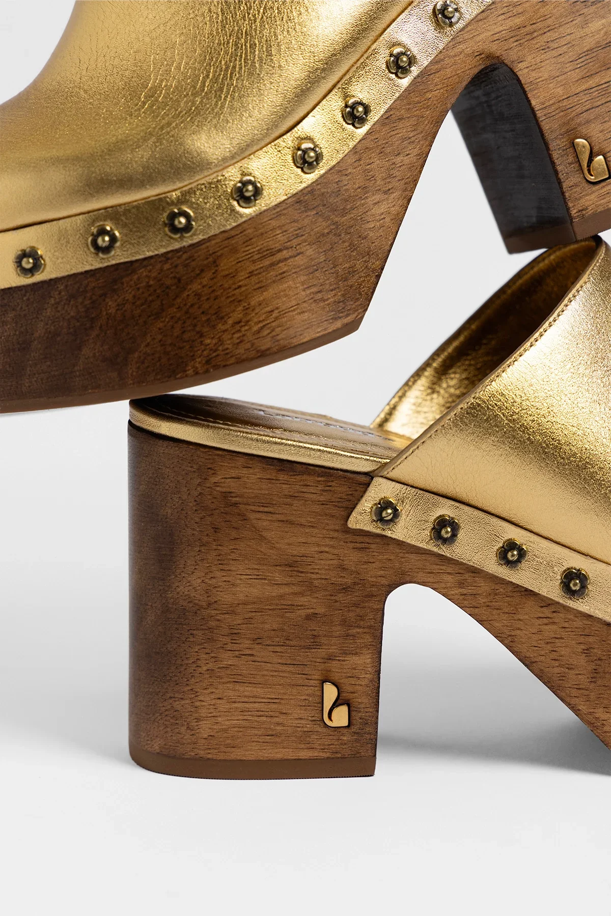 Mule Clog Plataforma Miso Couro Dourado - Image 4