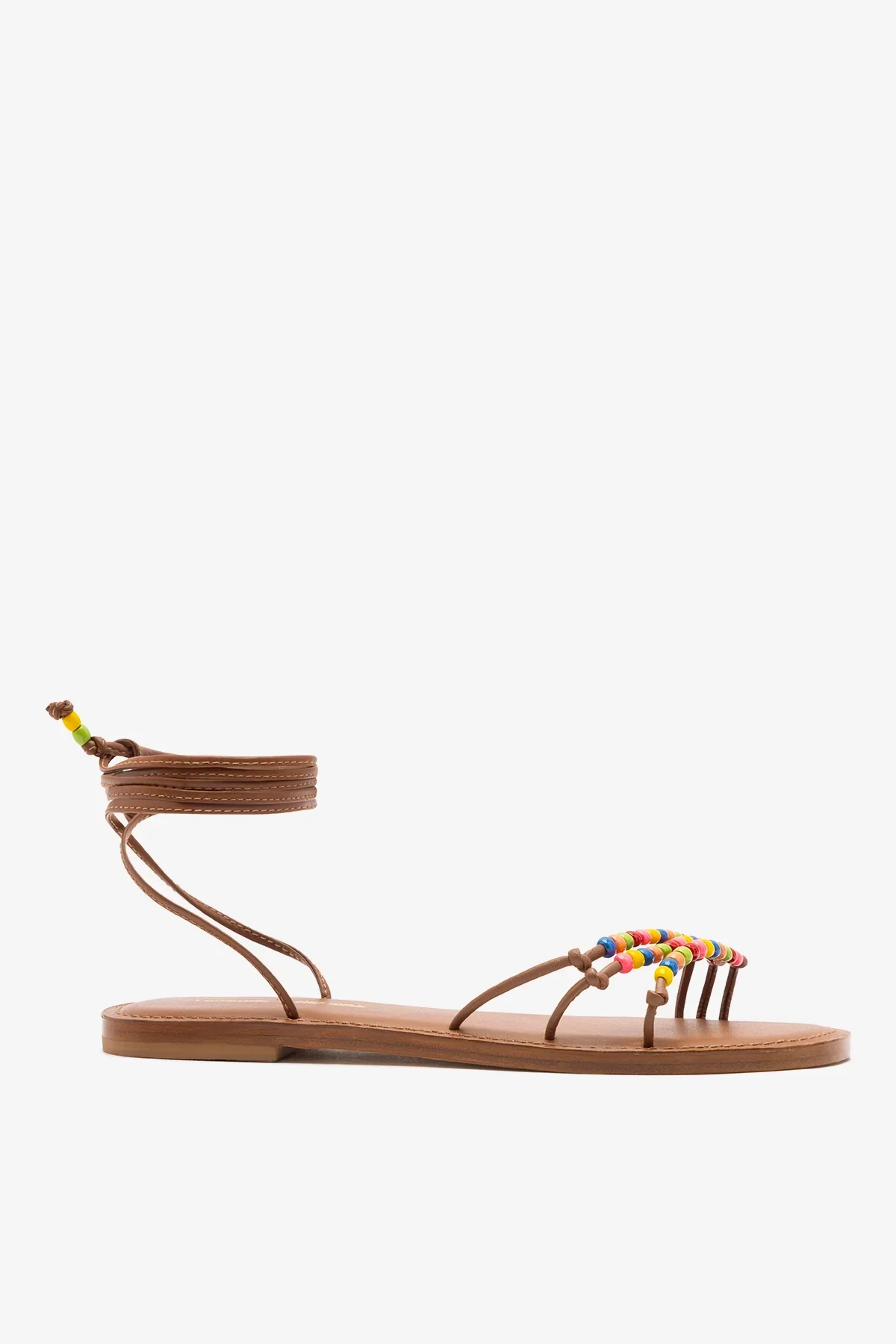 Larroudé x Ciao Lucia: Sandália Flat Susana Couro Caramelo