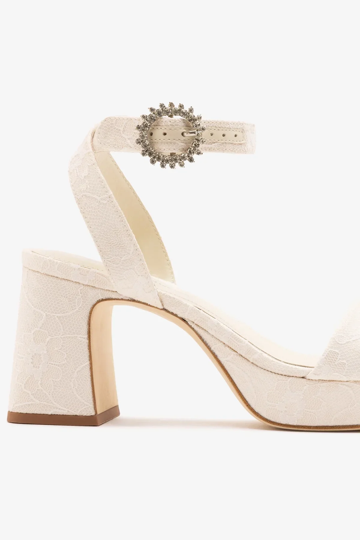 Larroudé x Markarian: Sandália Plataforma Dolly Low Renda Branco - Image 4