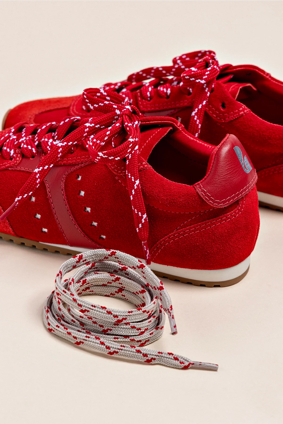 Tênis Stella Camurça Vermelho e Couro Vermelho - Image 7