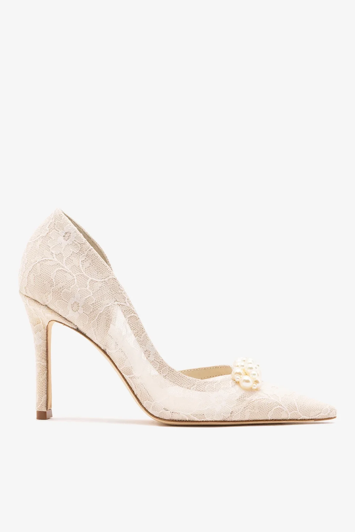 Larroudé x Markarian: Scarpin D'Orsay Renda Branco