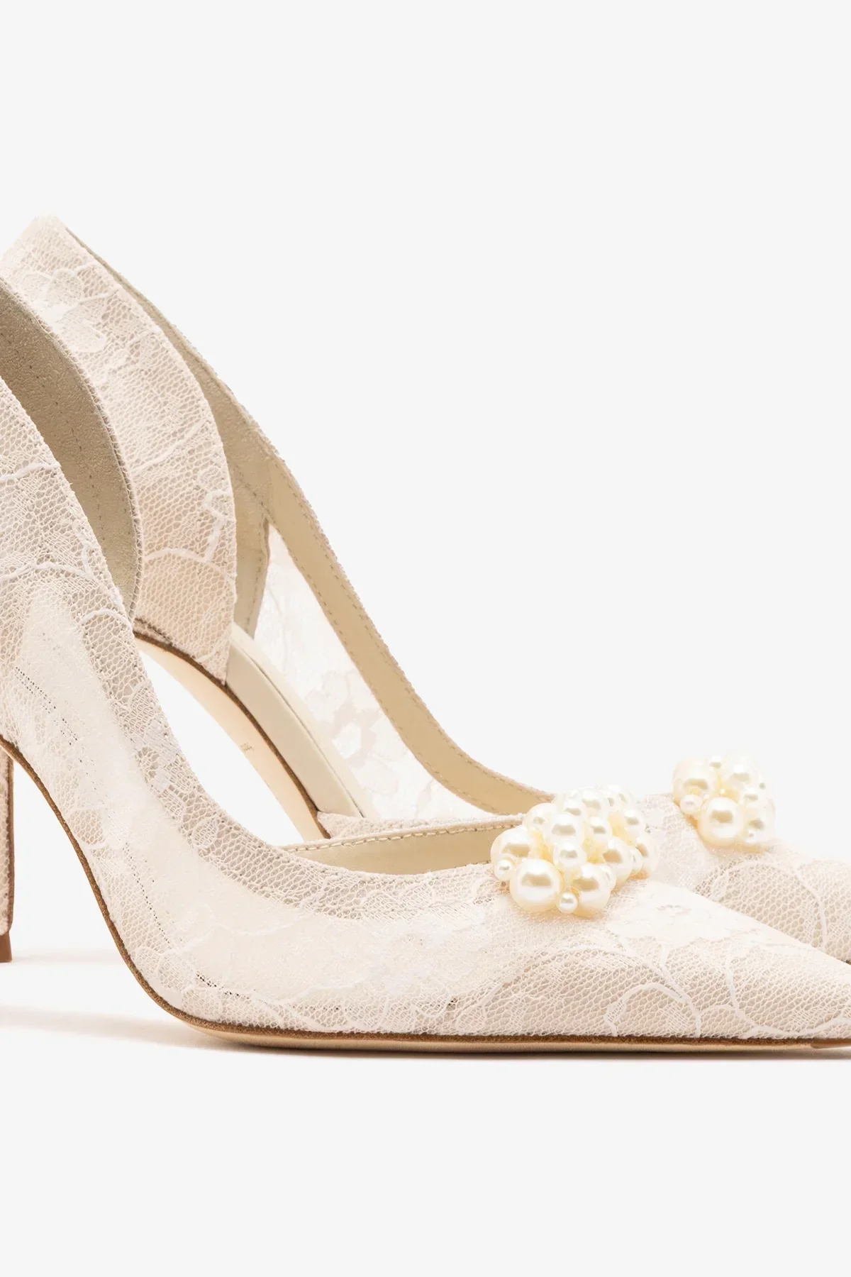 Larroudé x Markarian: Scarpin D'Orsay Renda Branco - Image 4