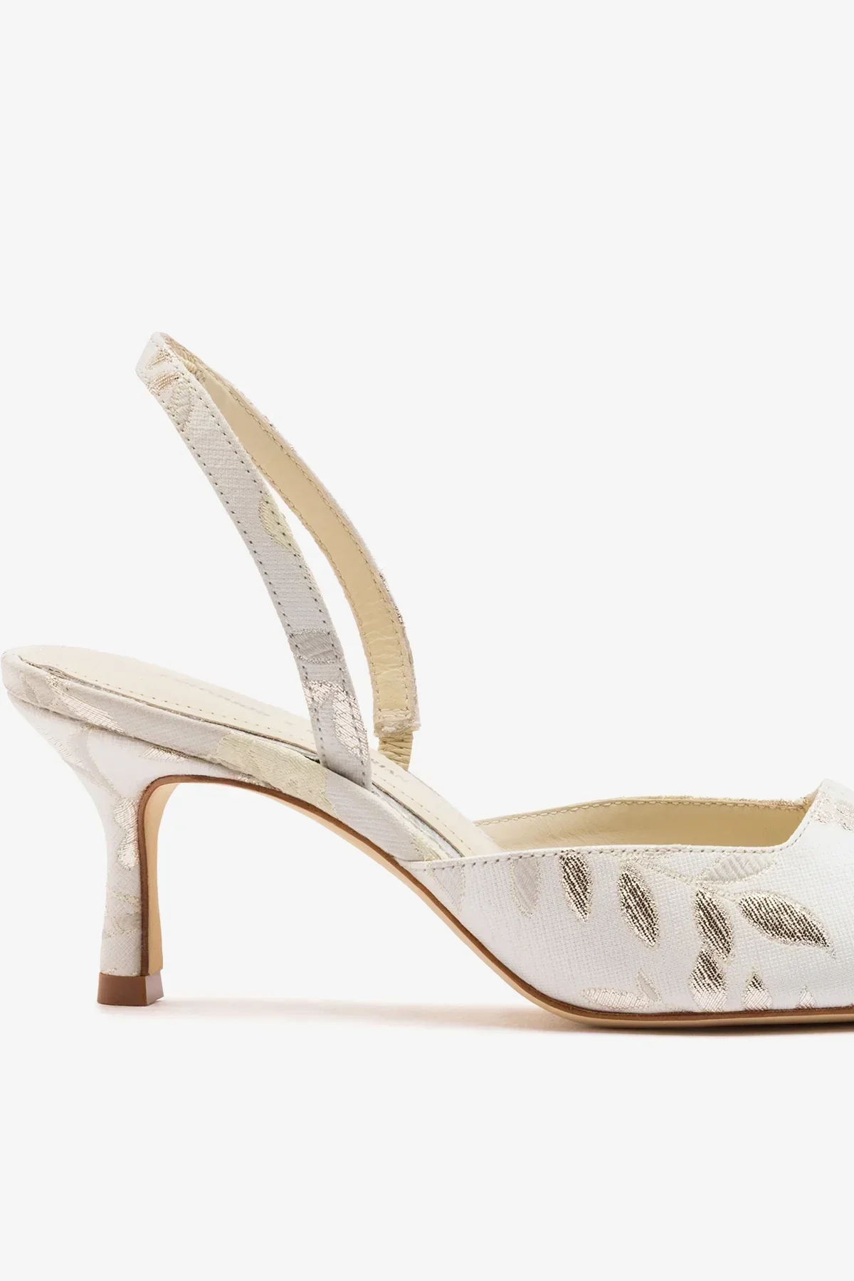 Larroudé x Markarian: Scarpin Brocado Off White - Image 4