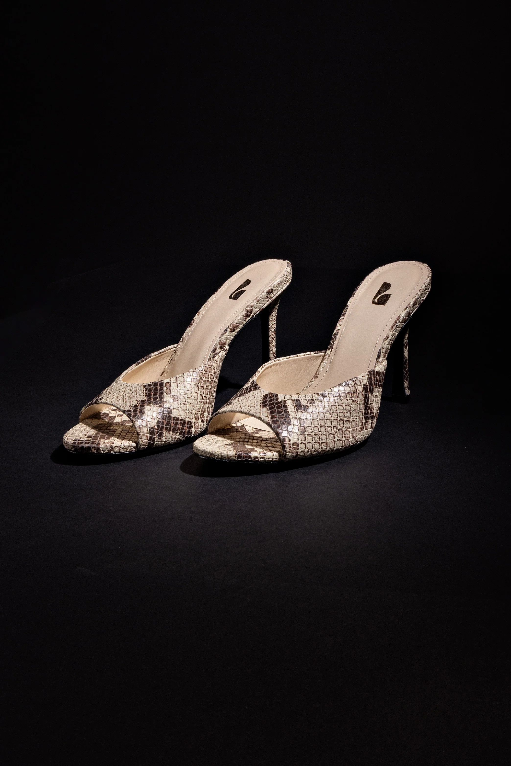 Mule Jasmine Hi Couro Cobra Bege - Image 6